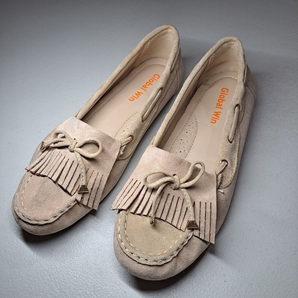 Global Win Slip On Loafer Moccasin Womens Shoe Size 9.5